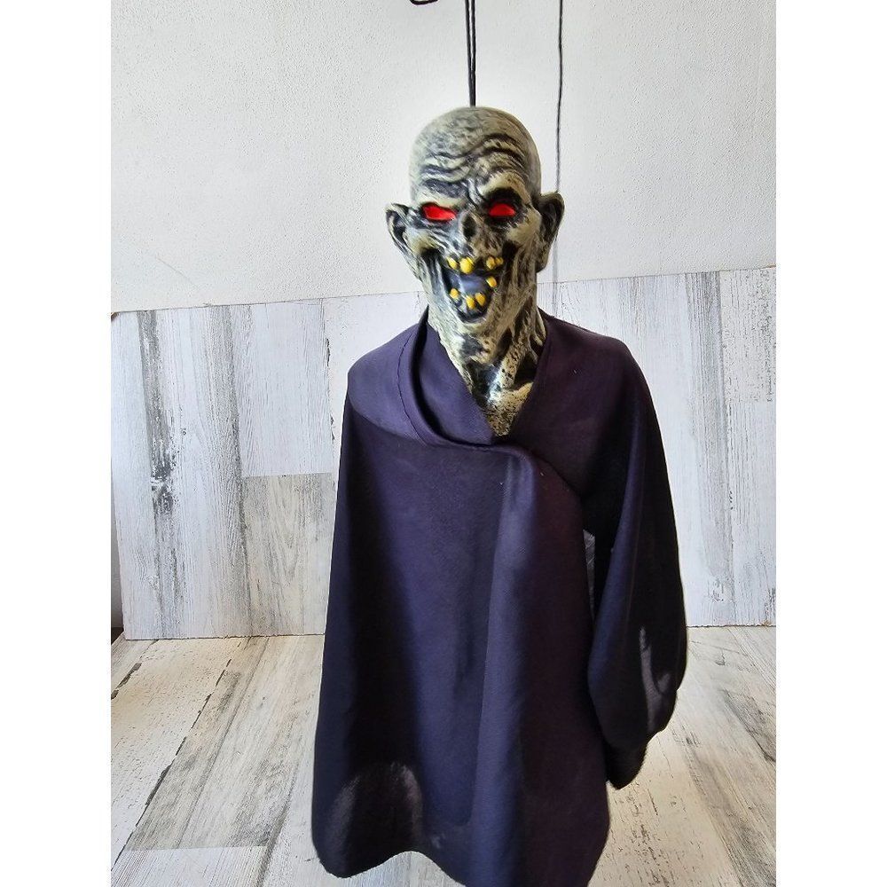 Paper magic zombie hanging Halloween decor mini scary vintage 2006